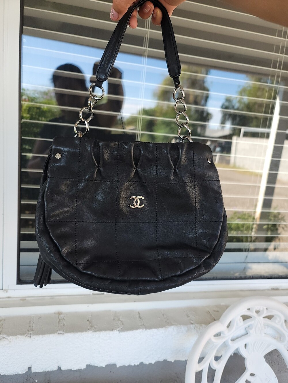 Chanel Black Quilted Leather Shoulder Bag with Chain Handles - Picture 3 of 15